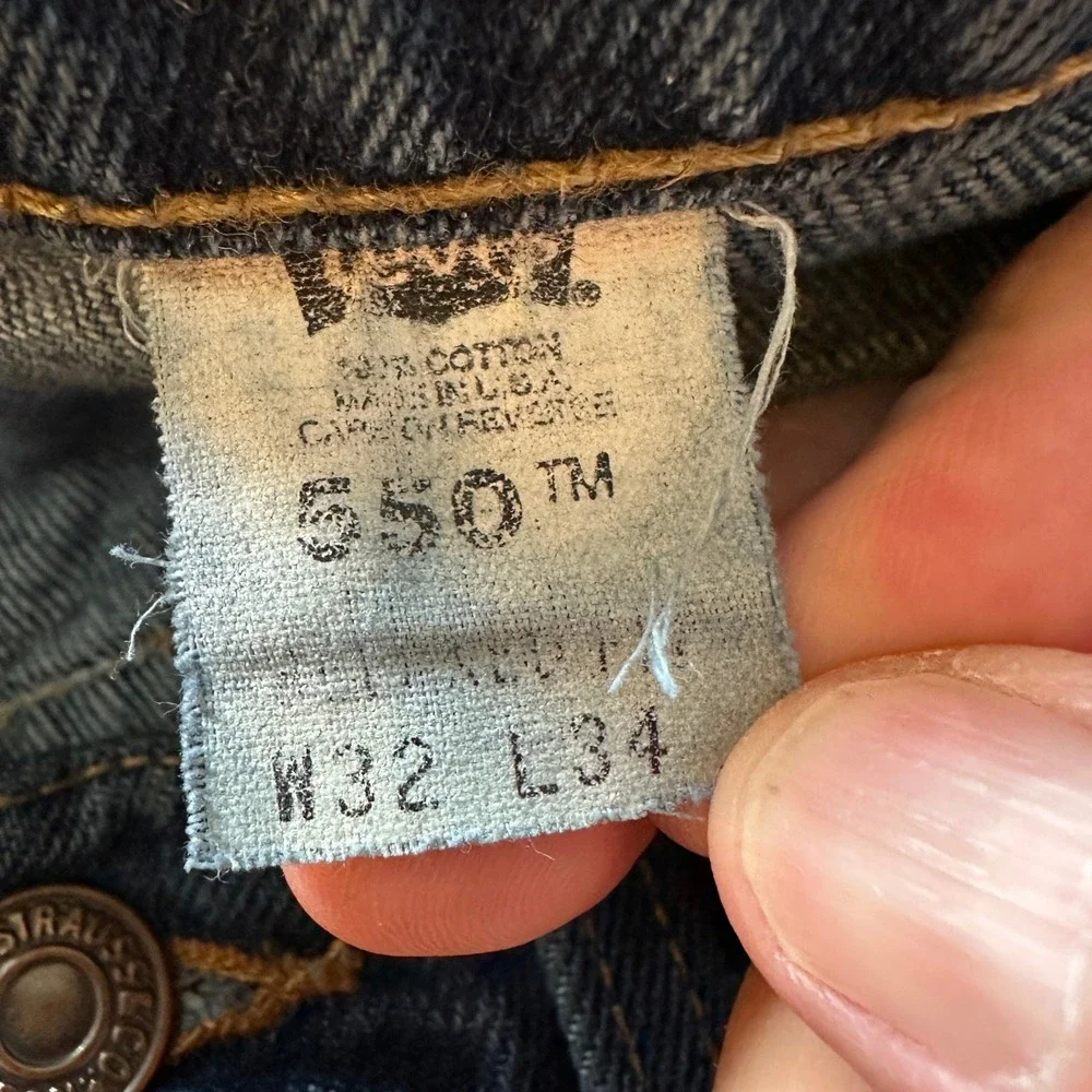 VTG Levi's 550 Relaxed Fit Jeans Mens 32x34 Blue Medium Wash Denim Made in USA